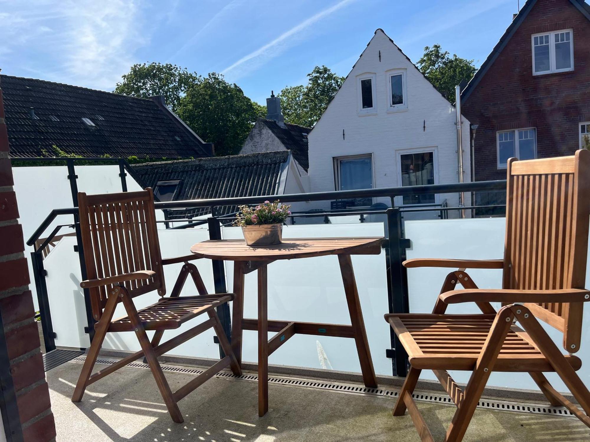 Loftwohnung 2 Simmerdeis An Der Gracht Friedrichstadt Bagian luar foto
